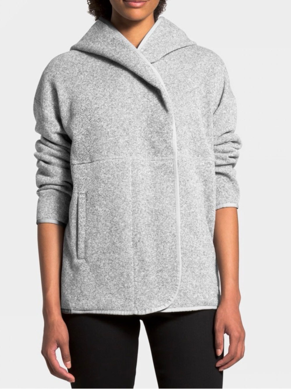 The North Face Women's Crescent Wrap Jacket in Light Grey Heather
• Size Small
